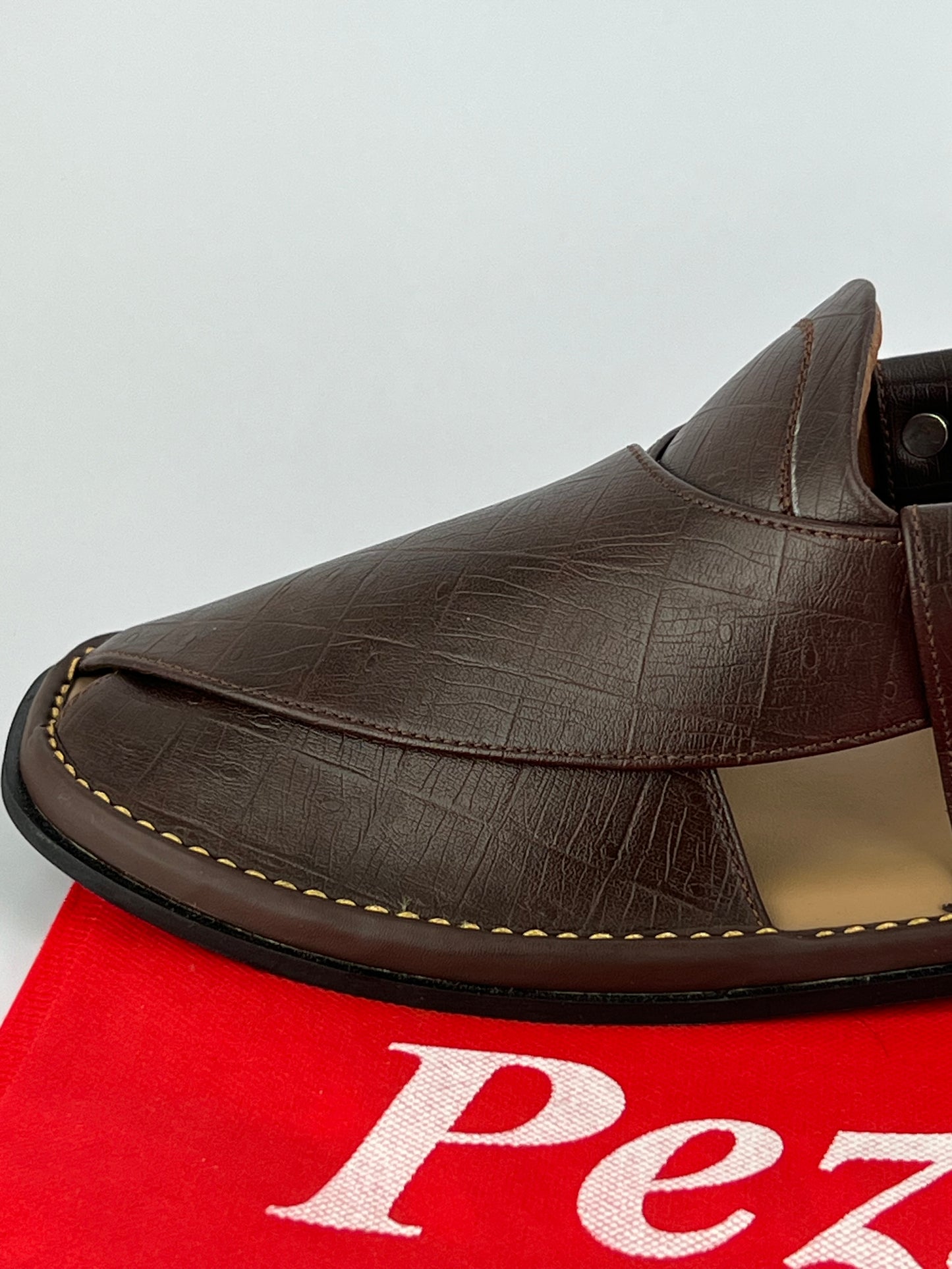 Gogo Round Shape Brown Texture(Light Weight)