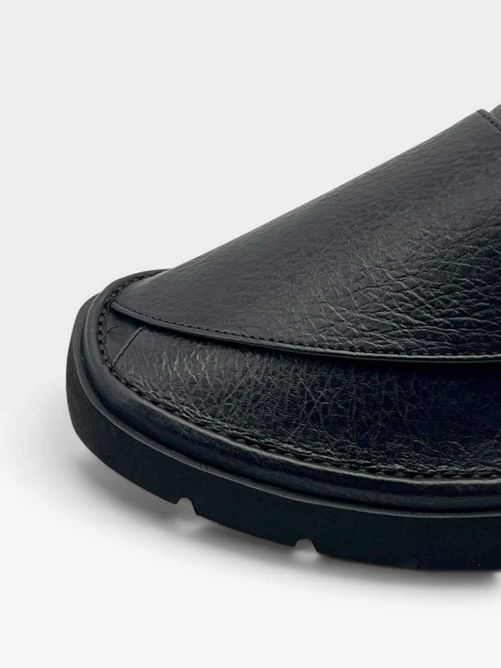 Gogo Round Shape Black Texture Sketcher Sole (Light Weight)