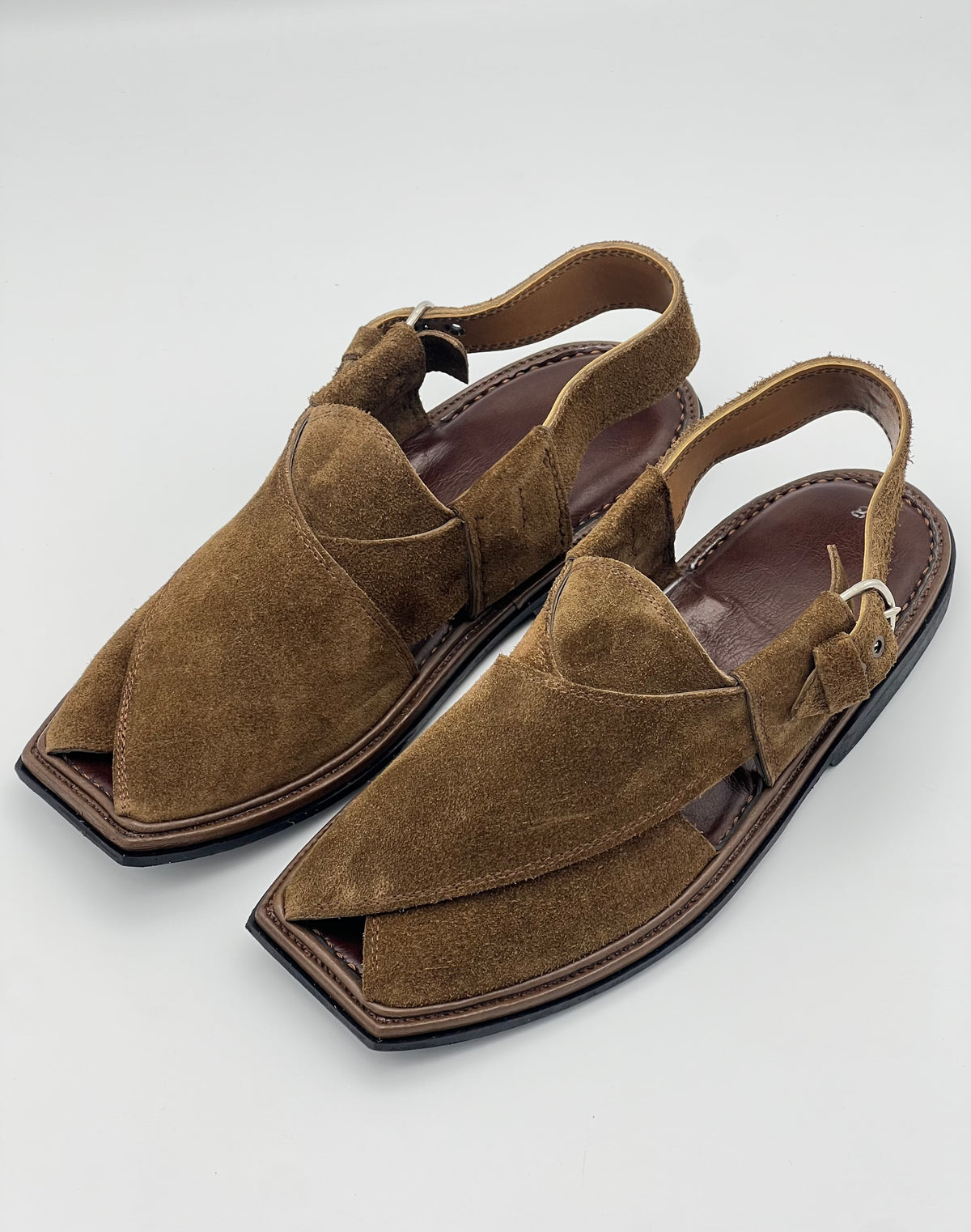 Suede Sabar single sole T shape peshawari chapal(camal)