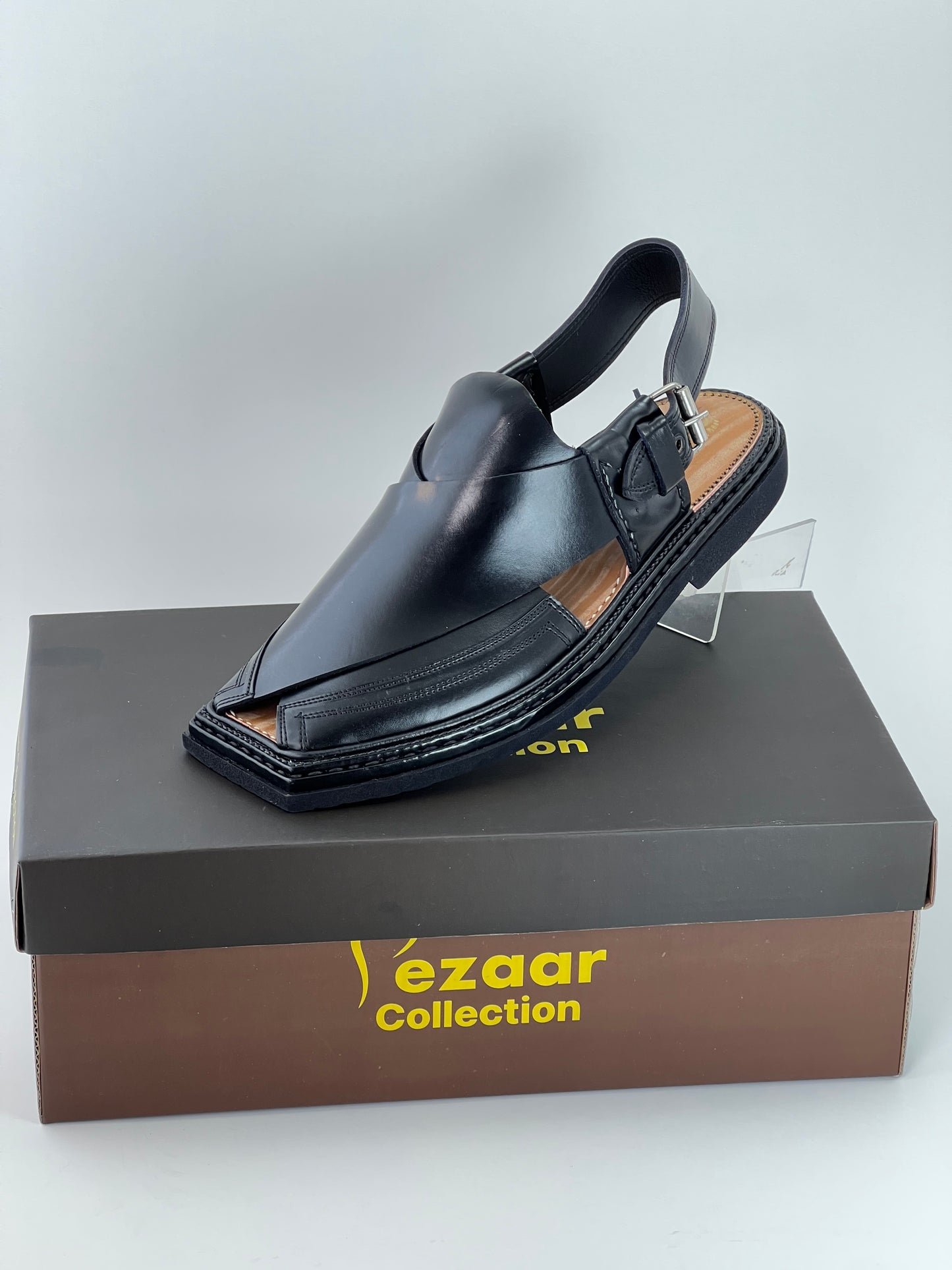 Goll T Vibram Peshawari Chappal T Shape black (light weight )