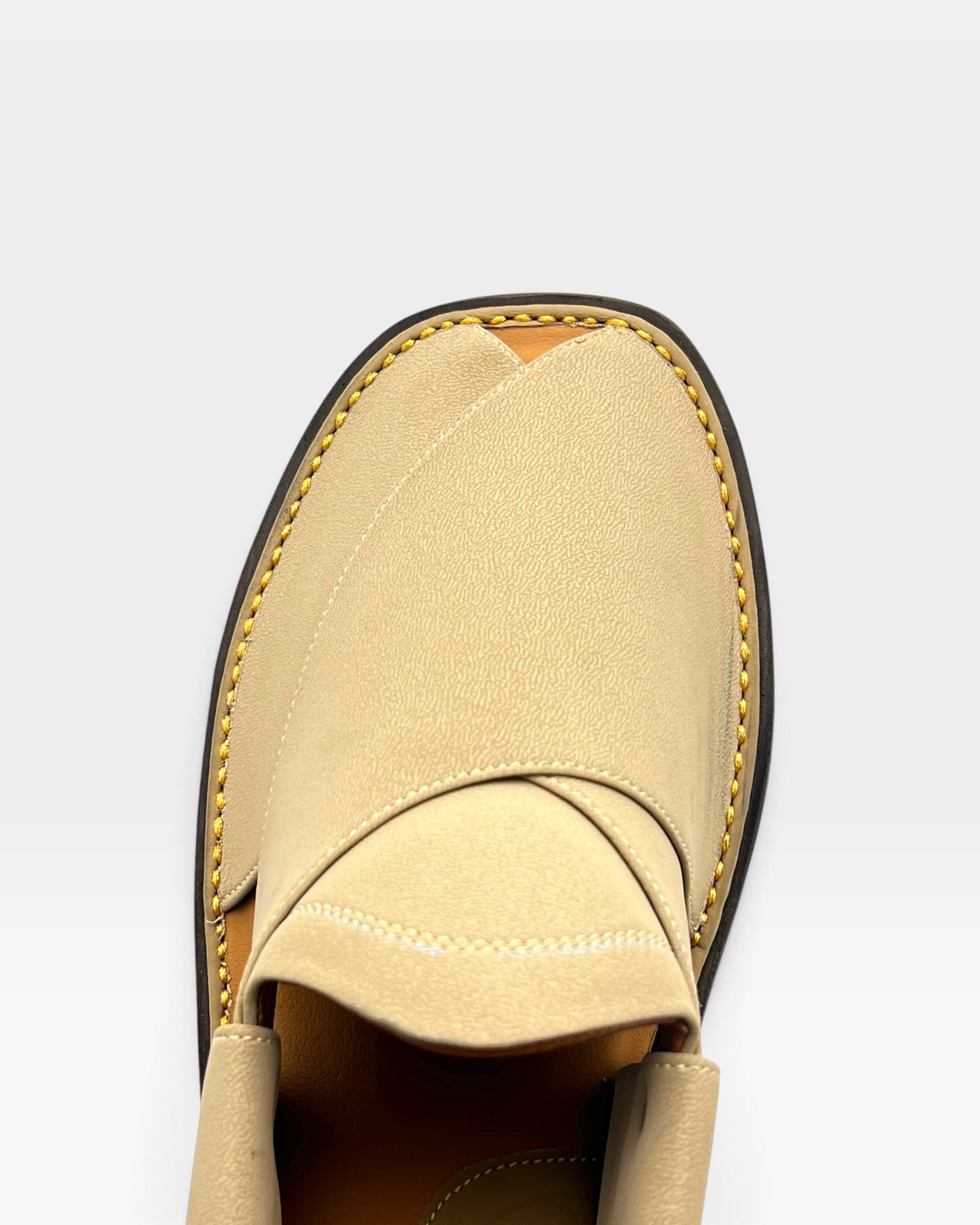 Gogo Premium peshawari chapal(Cream)