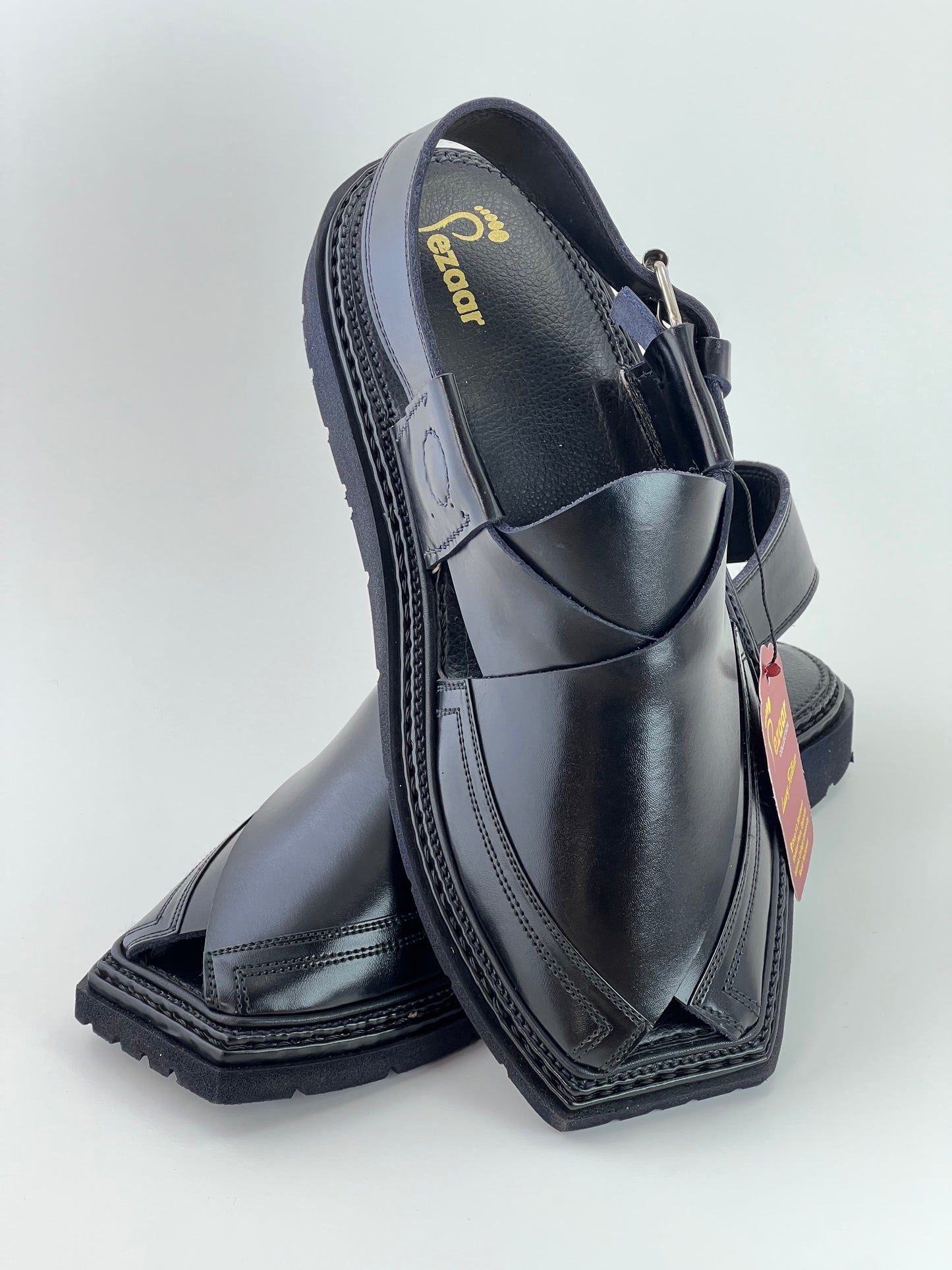 Goll T Peshawri Chappal  Vibram lefty sole black (light weight)
