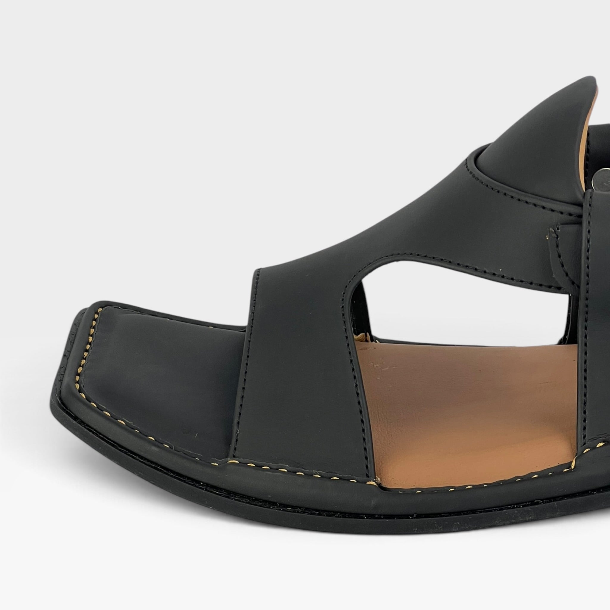 Panjedar Chappal (Matte Black)
