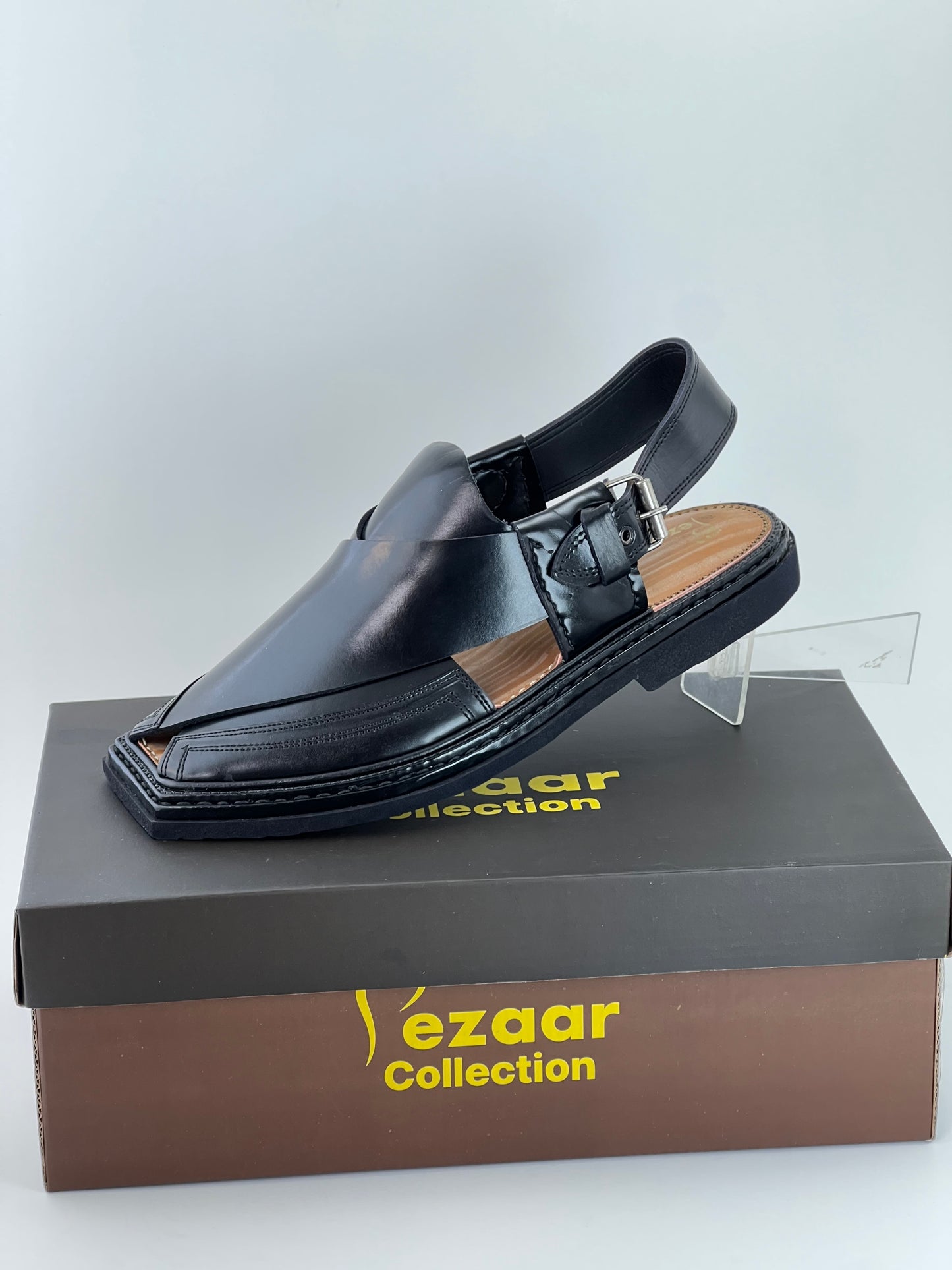 Goll T Vibram Peshawari Chappal T Shape black (light weight )